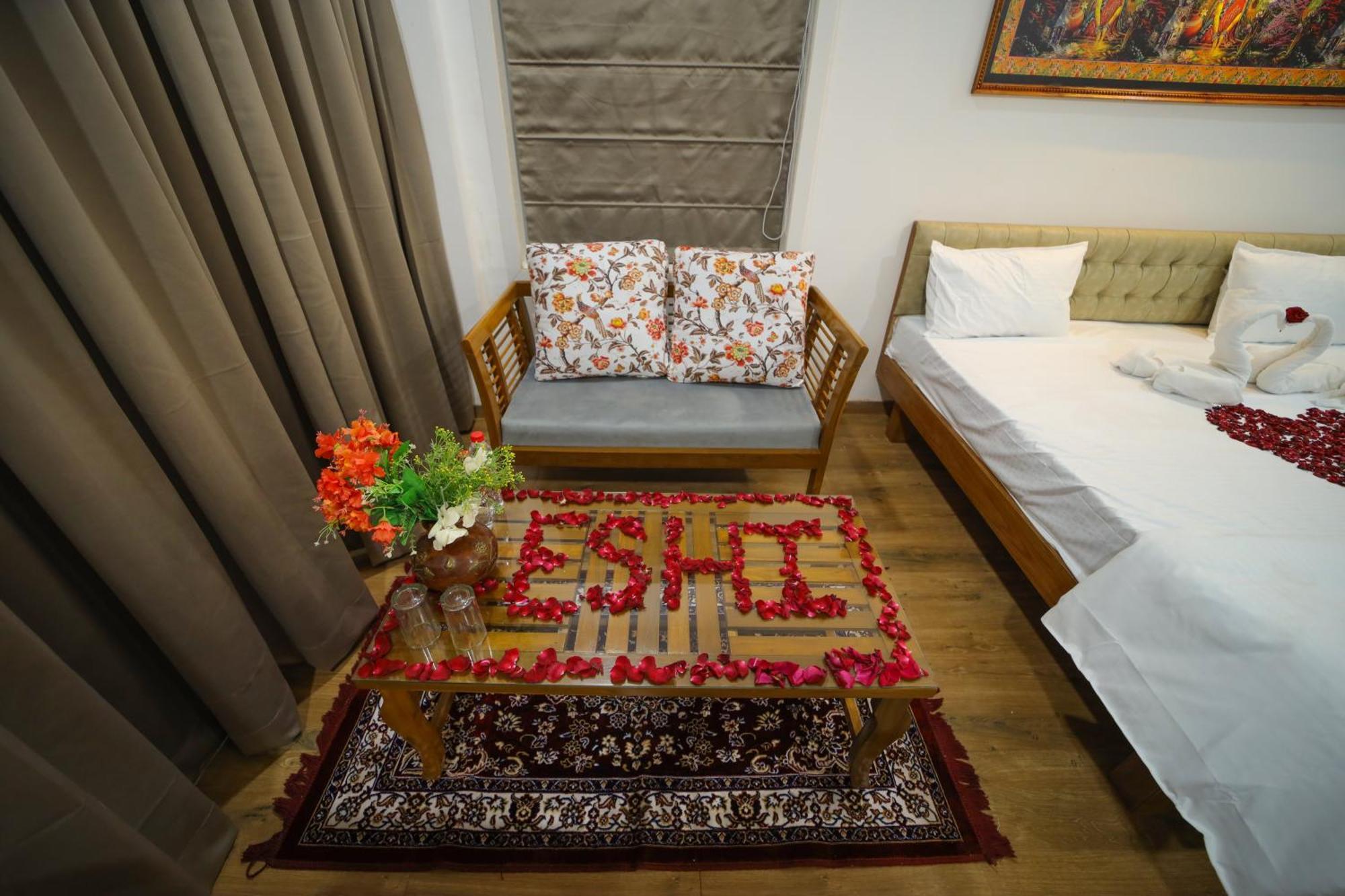 Eshi Resorts And Restaurant - Bhimashankars Jungle Luxury Resort Taleghar Εξωτερικό φωτογραφία